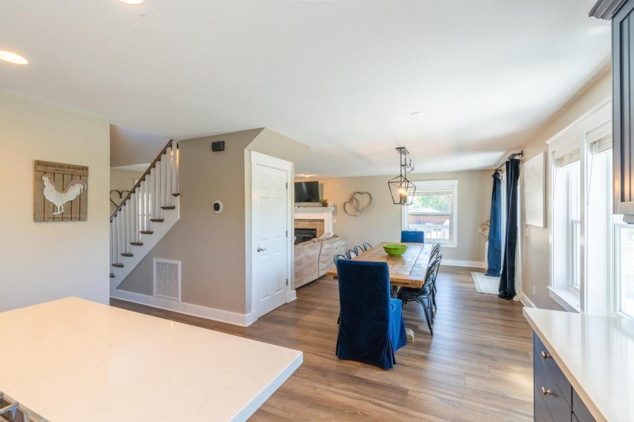 Wine Country Modern Farmhouse With Heated Pool, Hot Tub, Cybertruck Paso Robles Exterior photo