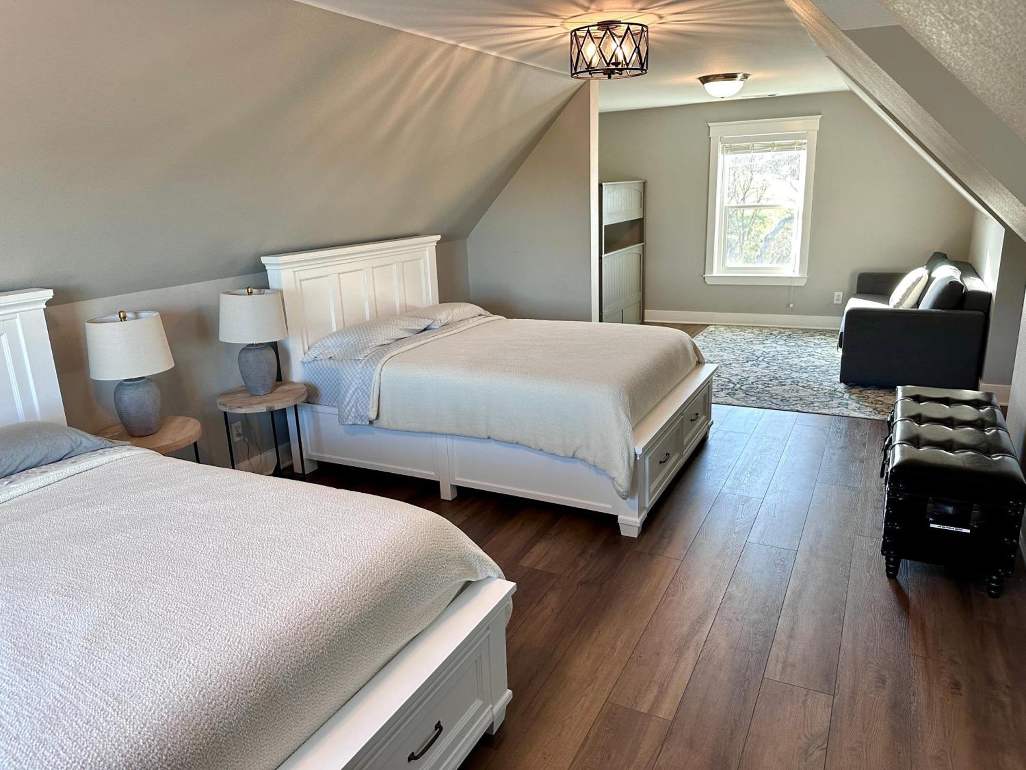 Wine Country Modern Farmhouse With Heated Pool, Hot Tub, Cybertruck Paso Robles Exterior photo