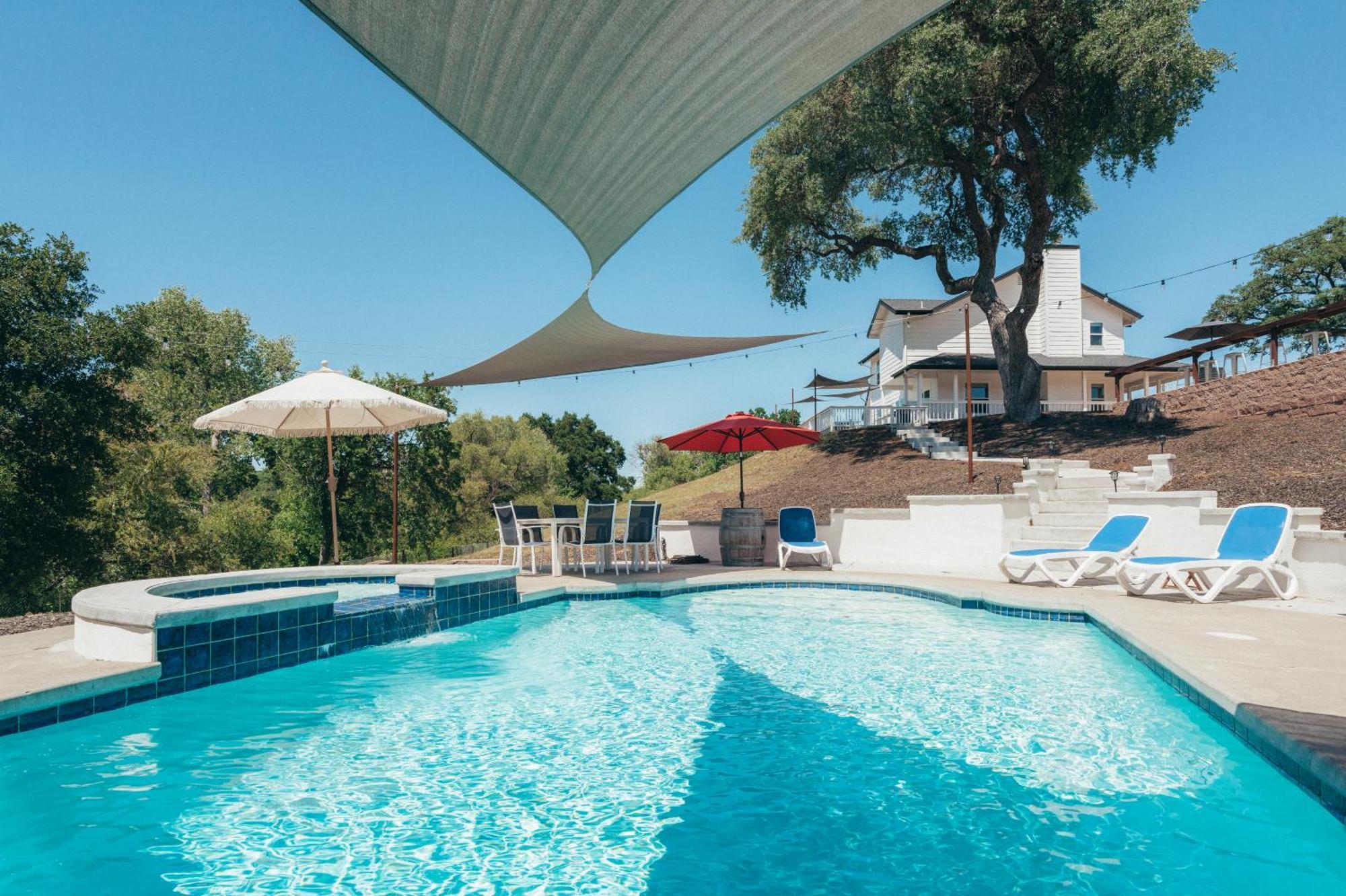 Wine Country Modern Farmhouse With Heated Pool, Hot Tub, Cybertruck Paso Robles Exterior photo